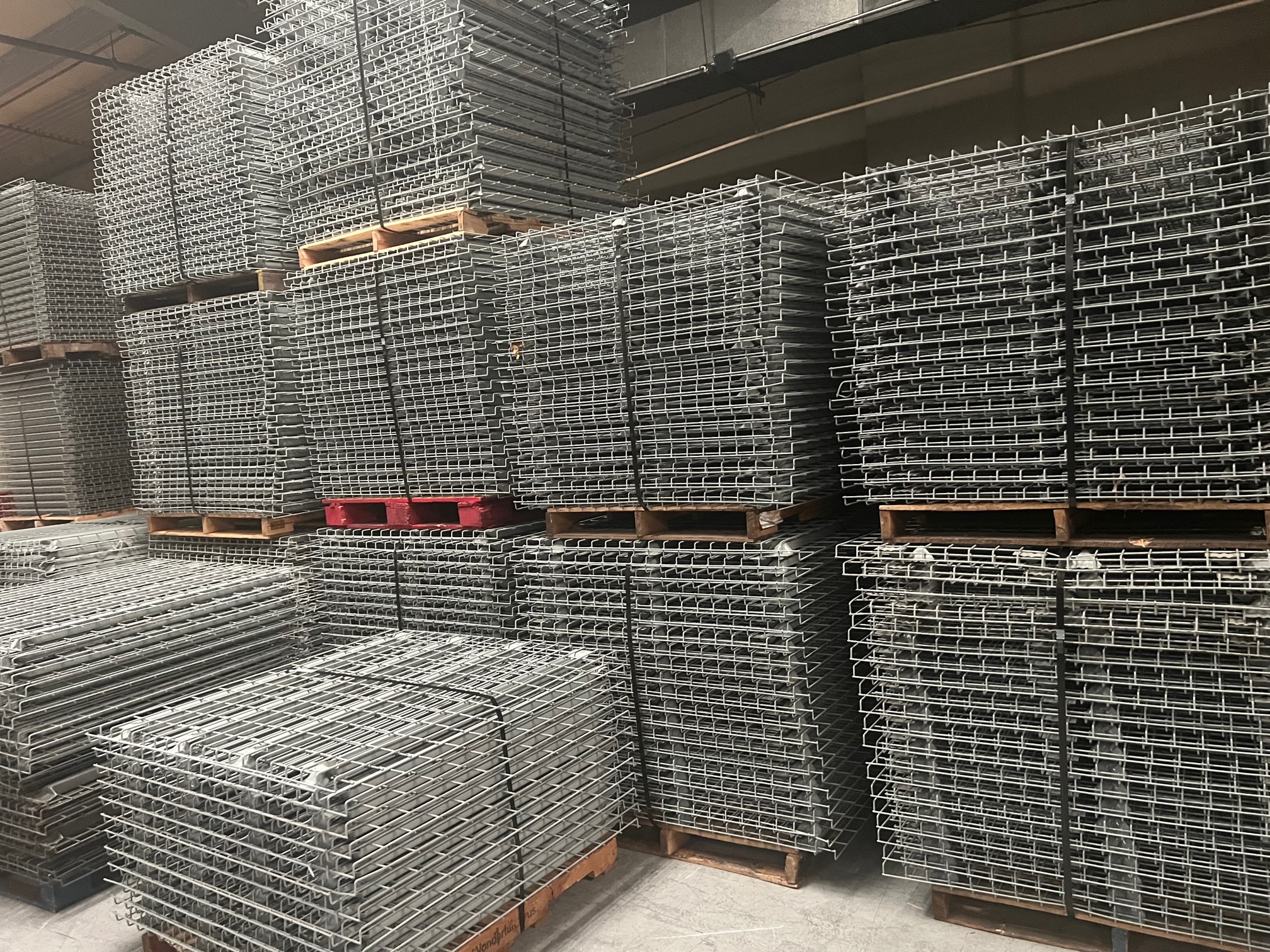 Wire Mesh Decking for Pallet Rack Standard & Flared Wire Decks